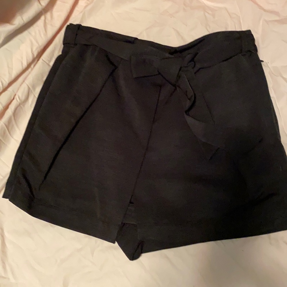 TOPSHOP DRESSY SKORT!!